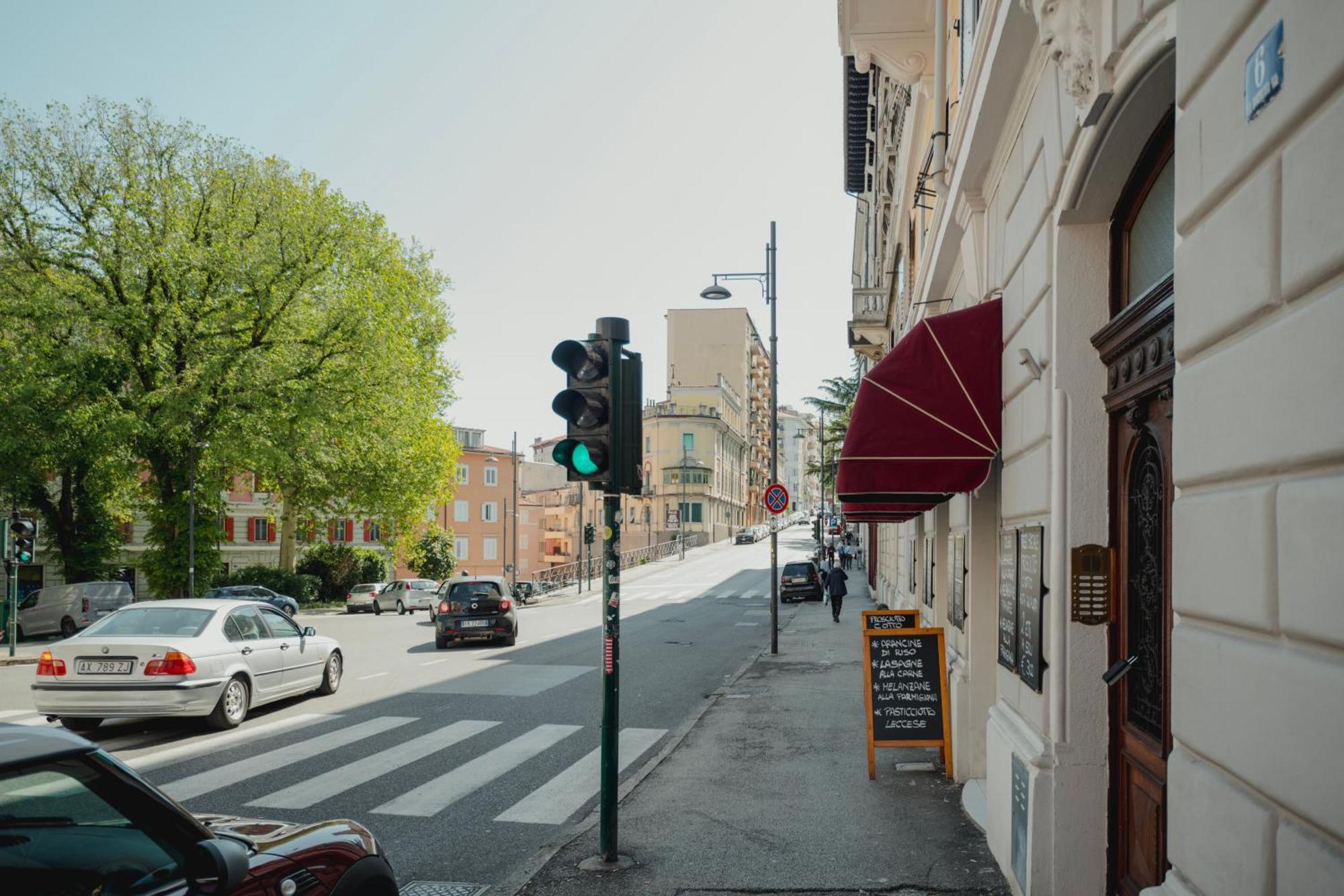 Sunny Vico Apartment Trieste Exterior foto